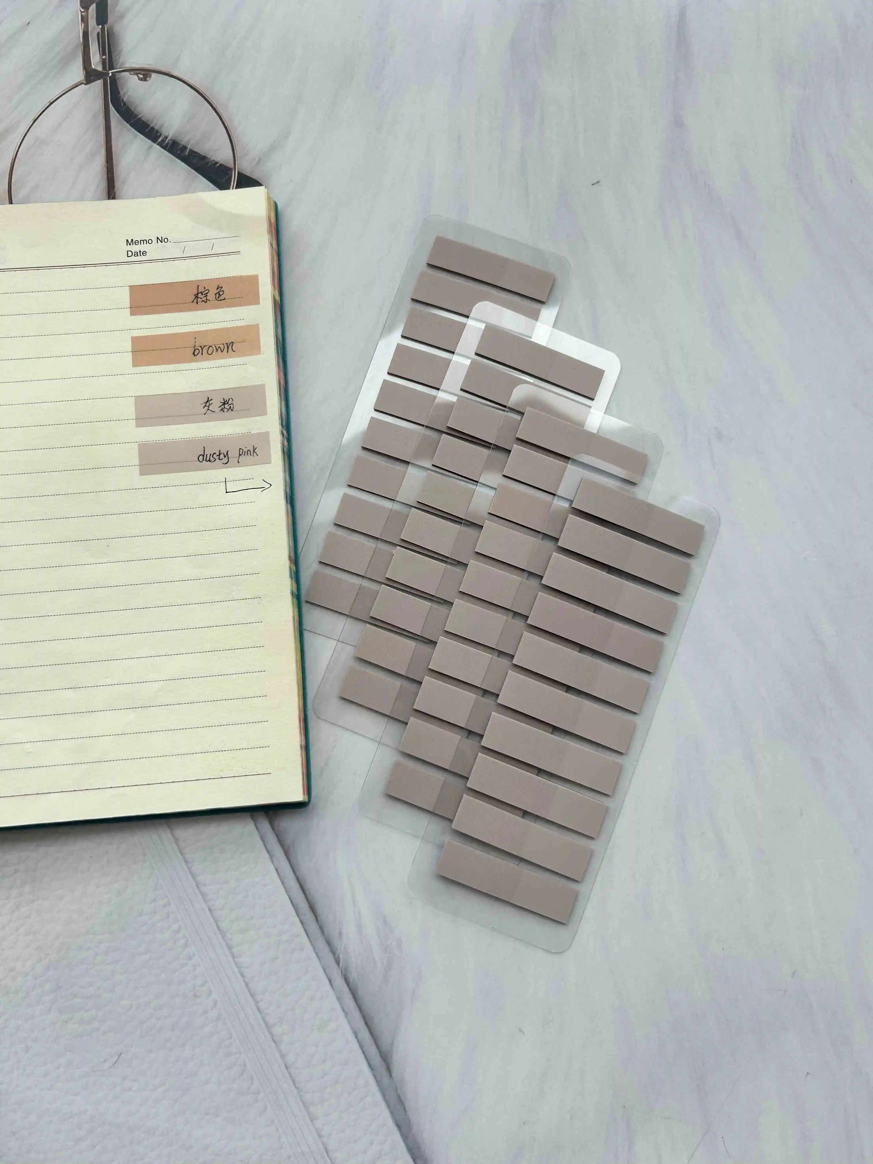 800 Pcs Sticky Notes Index Tabs Page Book Markers, Transparent Label Stickers for Page Marking Classify File