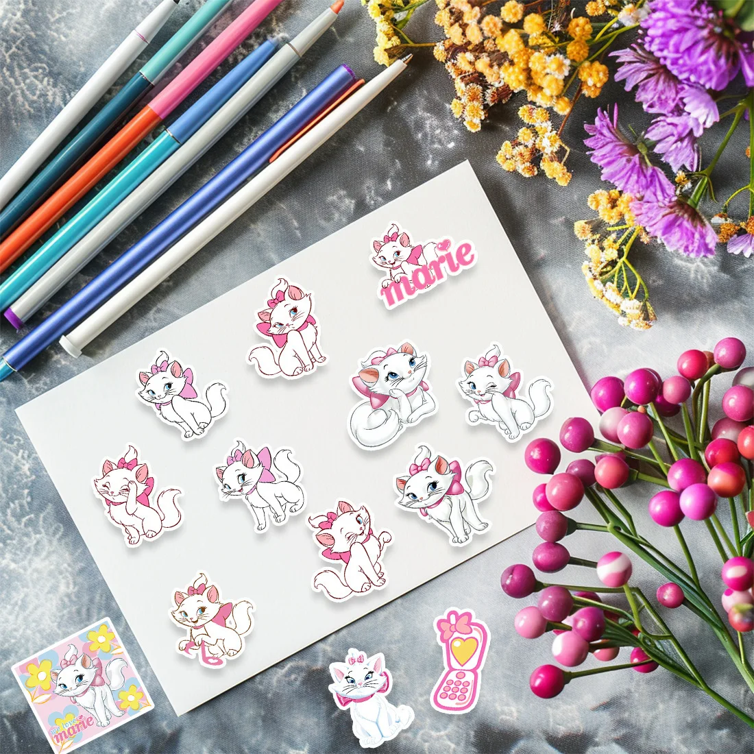 50 قطعة فيلم الرسوم المتحركة ديزني الأرستقراطيين لطيف ماري القط ملصقات متعة الكتابة على الجدران الشارات لعبة أطفال لتقوم بها بنفسك محمول الغيتار