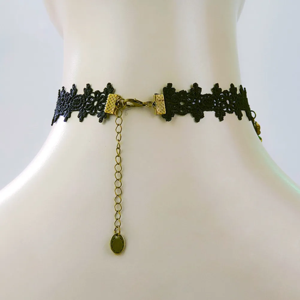 colar-choker-de-halloween-vintage-com-pingente-de-aranha-gargantilha-gotica-de-renda-com-corrente-de-clavicula-e-detalhes-em-strass-para-festas-bailes-de-mascaras-e-casamentos
