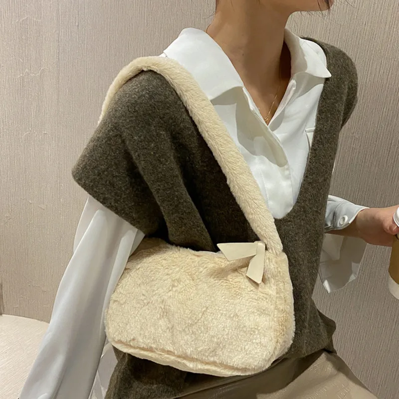 Simple Design Women Soft Plush Hobos Shoulder Bags Winter Furry Ladies Clutch Purse Handbag Fashion Female Underarm Bag