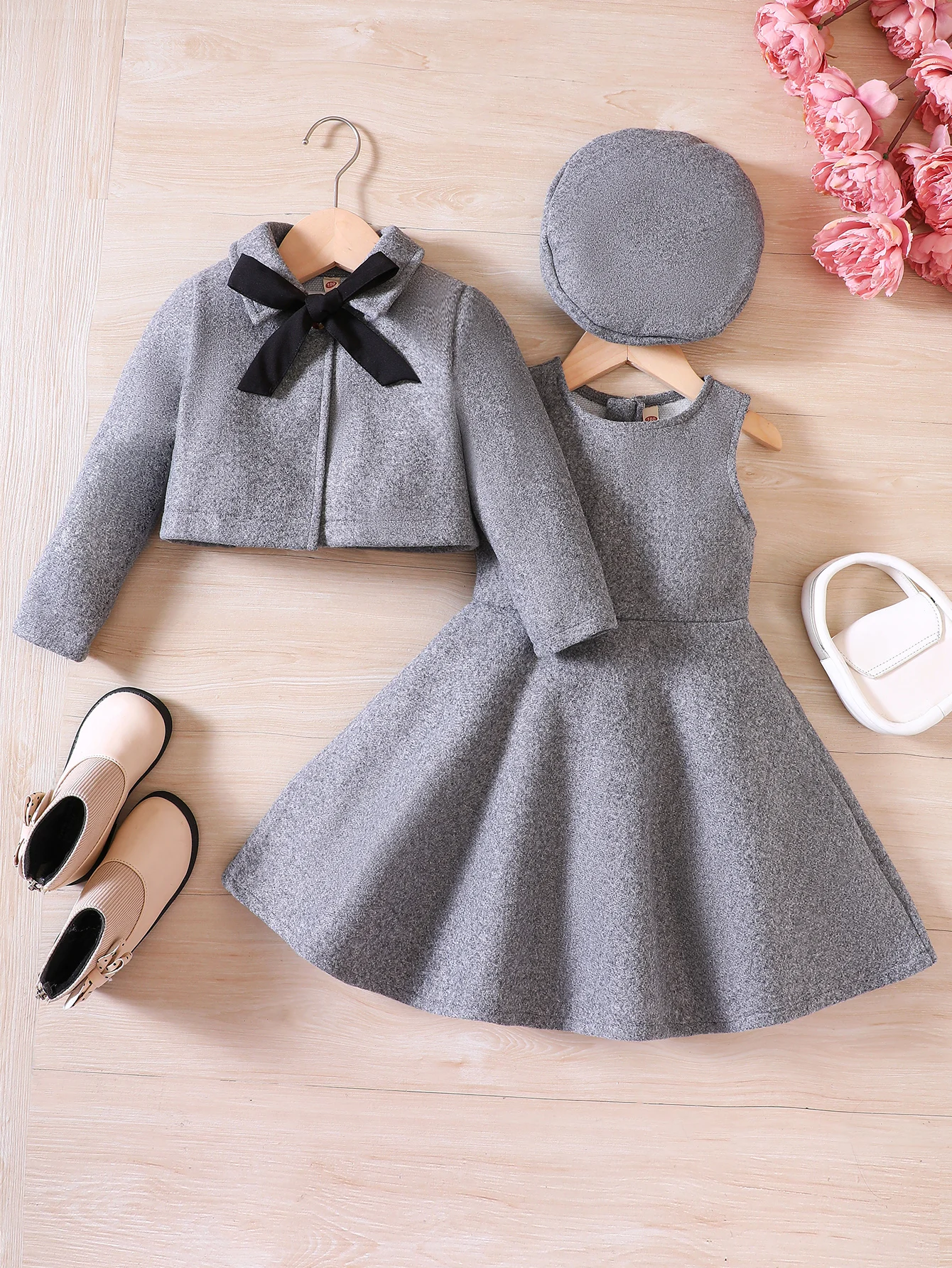 Girls' Autumn And Winter New Fashion Set Butterfly Knot Woolen Coat+Vest Dress+Beret Three Piece Set