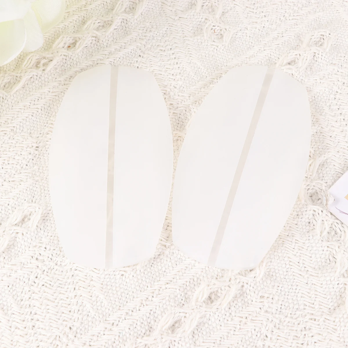 

6Pcs Women Shoulder Pads Silicone Strap Decompression Anti-Slip Shoulder Pads Strap Cushion (White and Skin