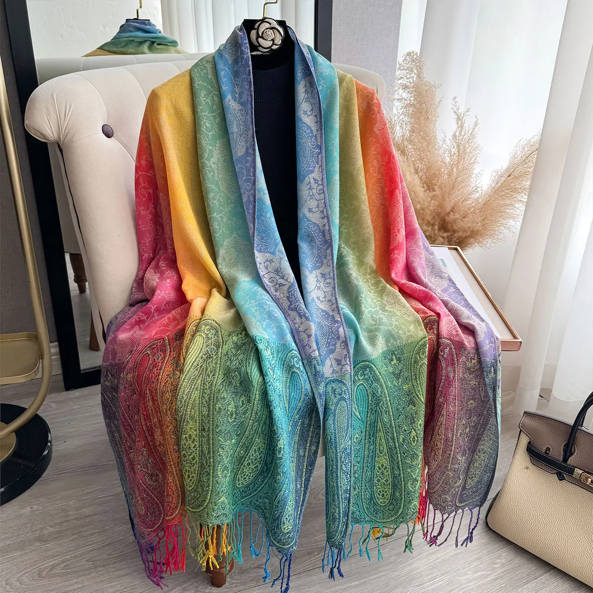 

Осень-зима 2022, новый женский шарф с градиентом кешью, жаккардовая шаль с кисточками, пляжная повседневная дорожная накидка, мусульманский платок