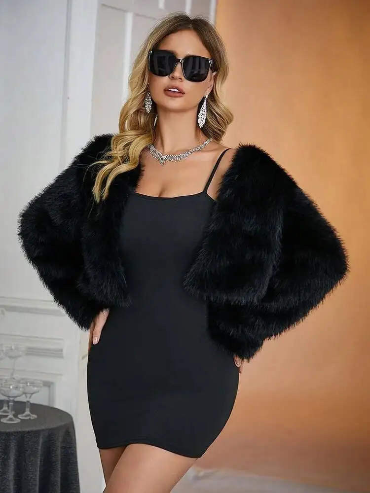 الشتاء اقتصاص ملابس بيضاء وسوداء طويلة الأكمام قصيرة رقيق سترة الثعلب فو معطف امرأة الفراء الأعلى #5