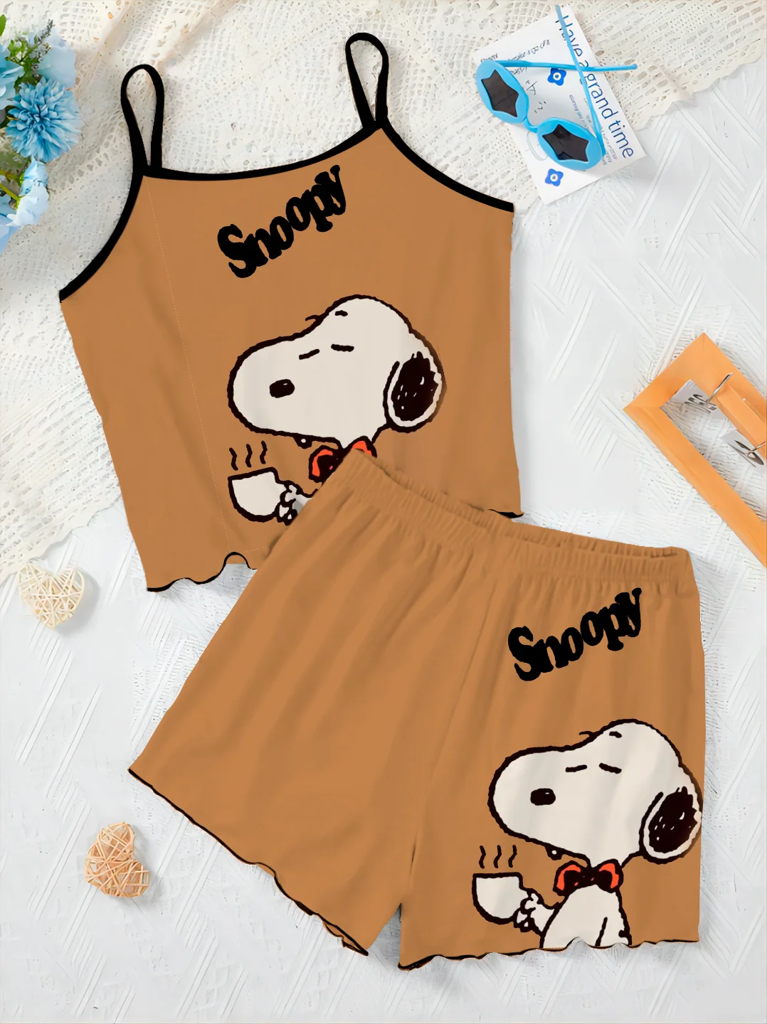 T-shirt pigiama gonna Snoopy pantaloni Set per le donne 2 pezzi lattuga Trim Top Slip Dress corto elegante completo da donna donna Chic