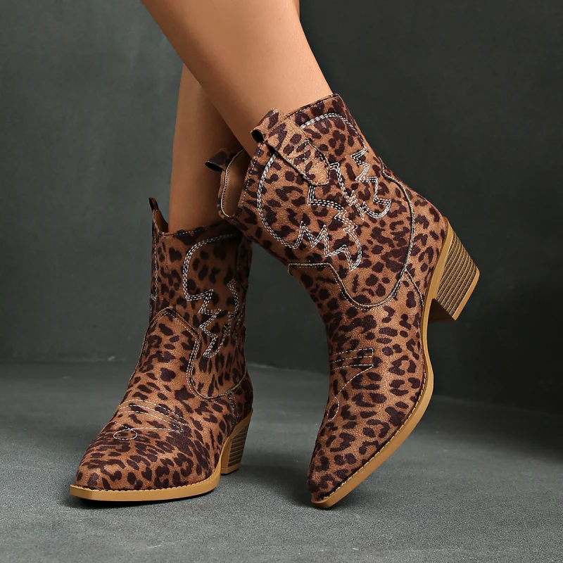 

Short Western Cowboy Boots for Women with Suede Thick Heel and Pointed Toe V Women's Slimming British Style Retro Short Boots