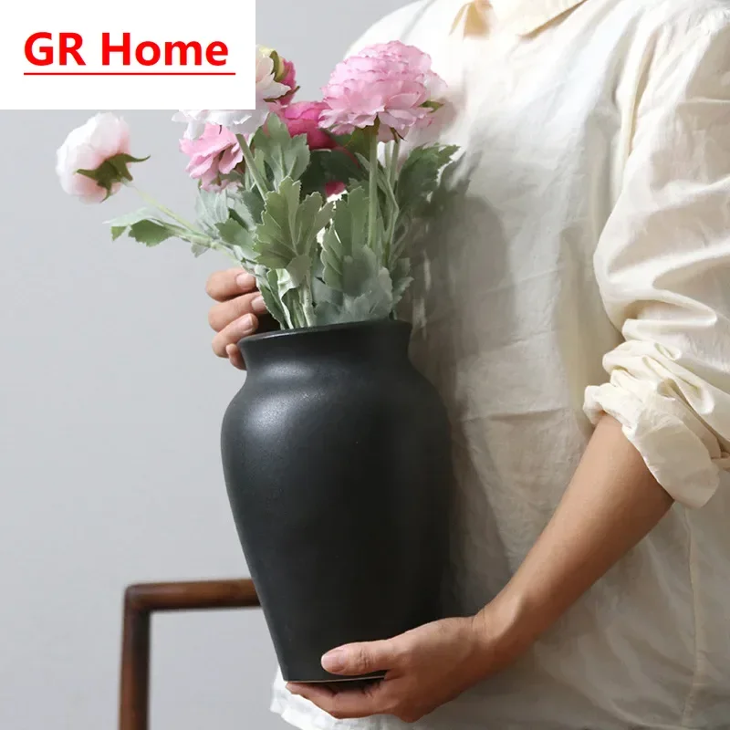 Large-caliber ceramic vases, vintage black clay pots, decorative ornaments for homes and homestays, dried flower containers