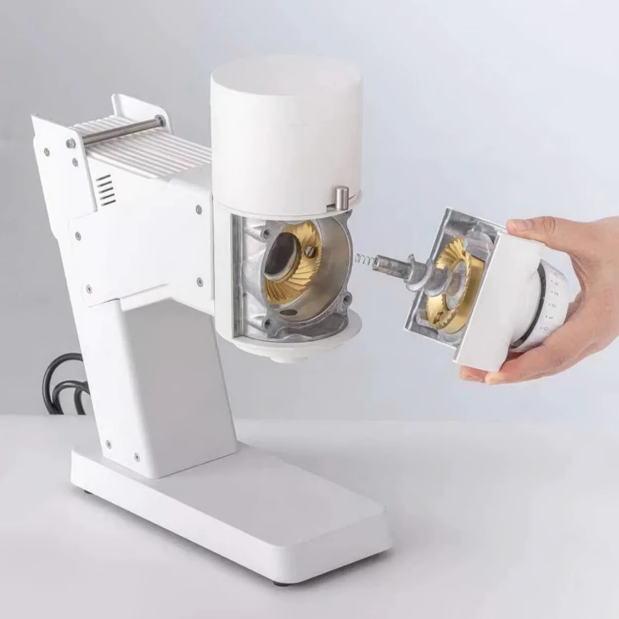 Macinacaffè per chicchi di caffè punzonatrice a mano macchina da caffè Premium Seiko progettata per la folla di lusso