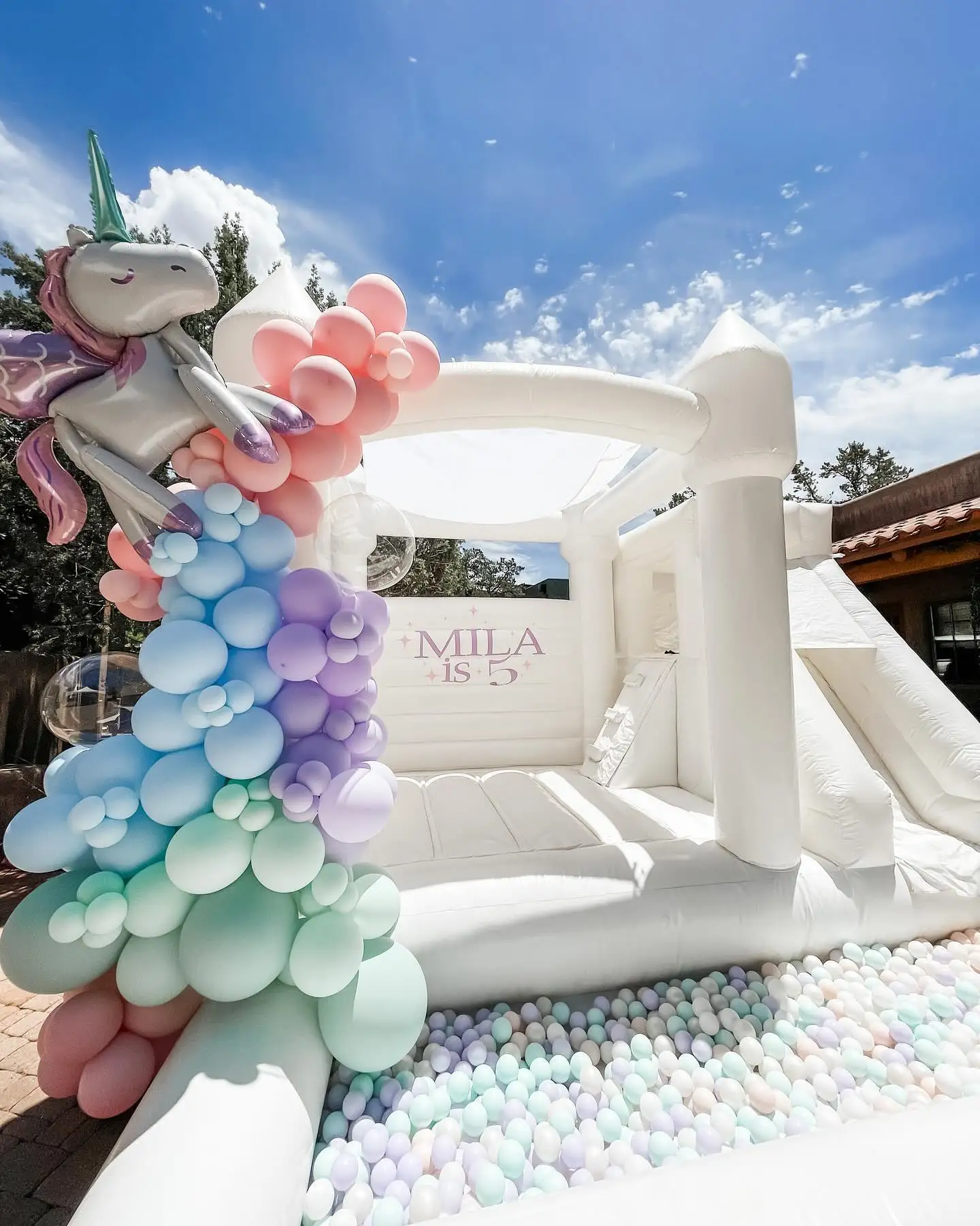 Inflável White Bounce House, Jumper ao ar livre, Bouncer adulto, Castelo de PVC, Ball Pit para festa, Combo Slide, 15ft