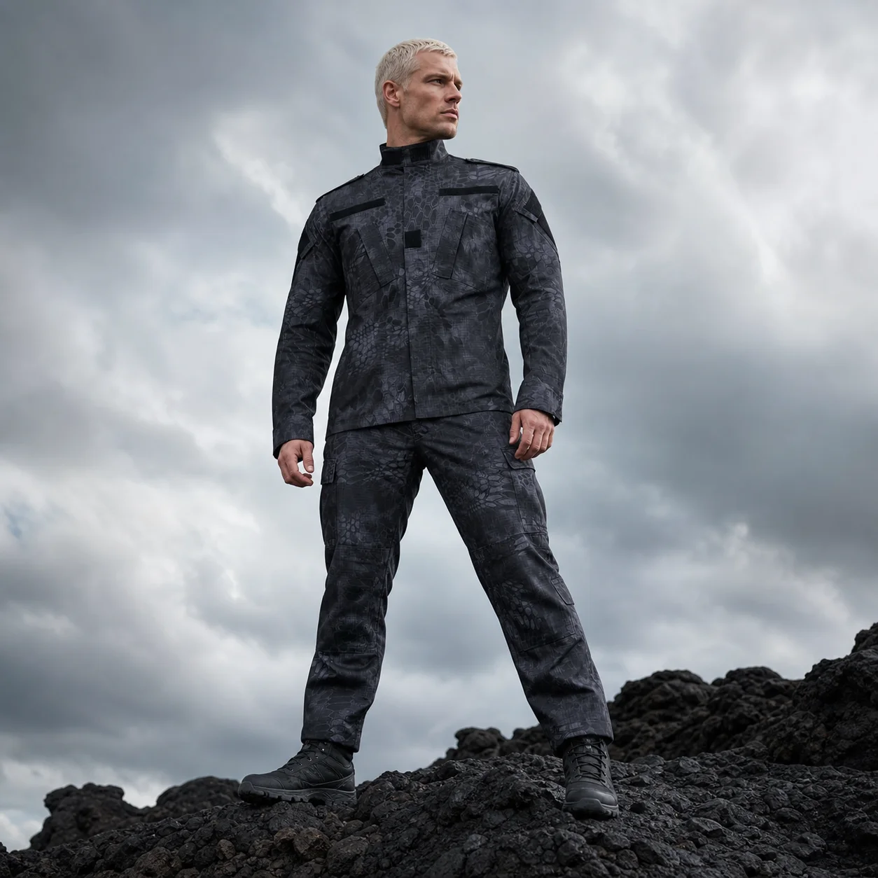 2026 Tactical Camouflage Uniform Set for Men Outdoor Training Wear Resistant Spring Autumn Style Black Camouflage Workwear