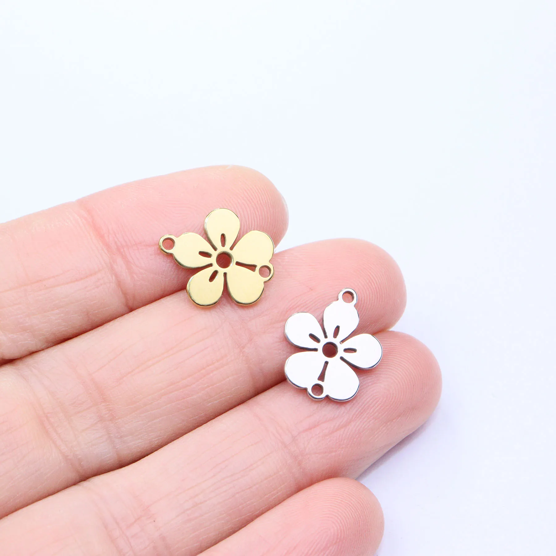 10pcs Wholesale Stainless Steel Flower Connector Charms Pendant DIY Necklace Earrings Bracelets Unfading Colorless 2 Colors