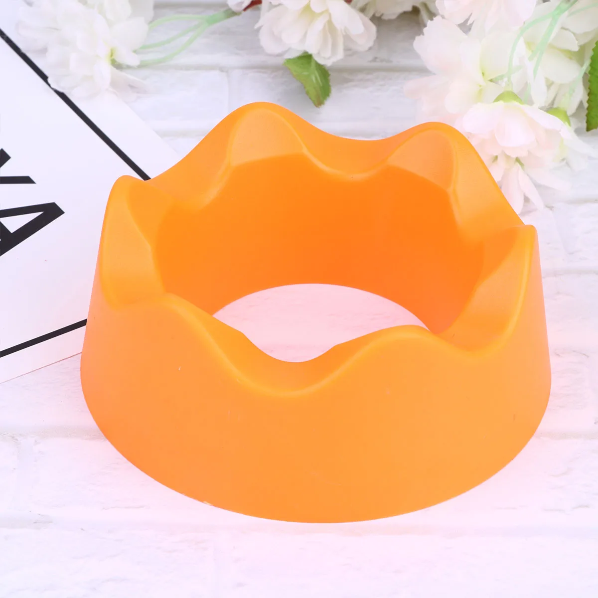 

2Pcs Ball Support Base Durable Plastic Ball St Support Base for Basketball Football Volleyball Soccer Bowling