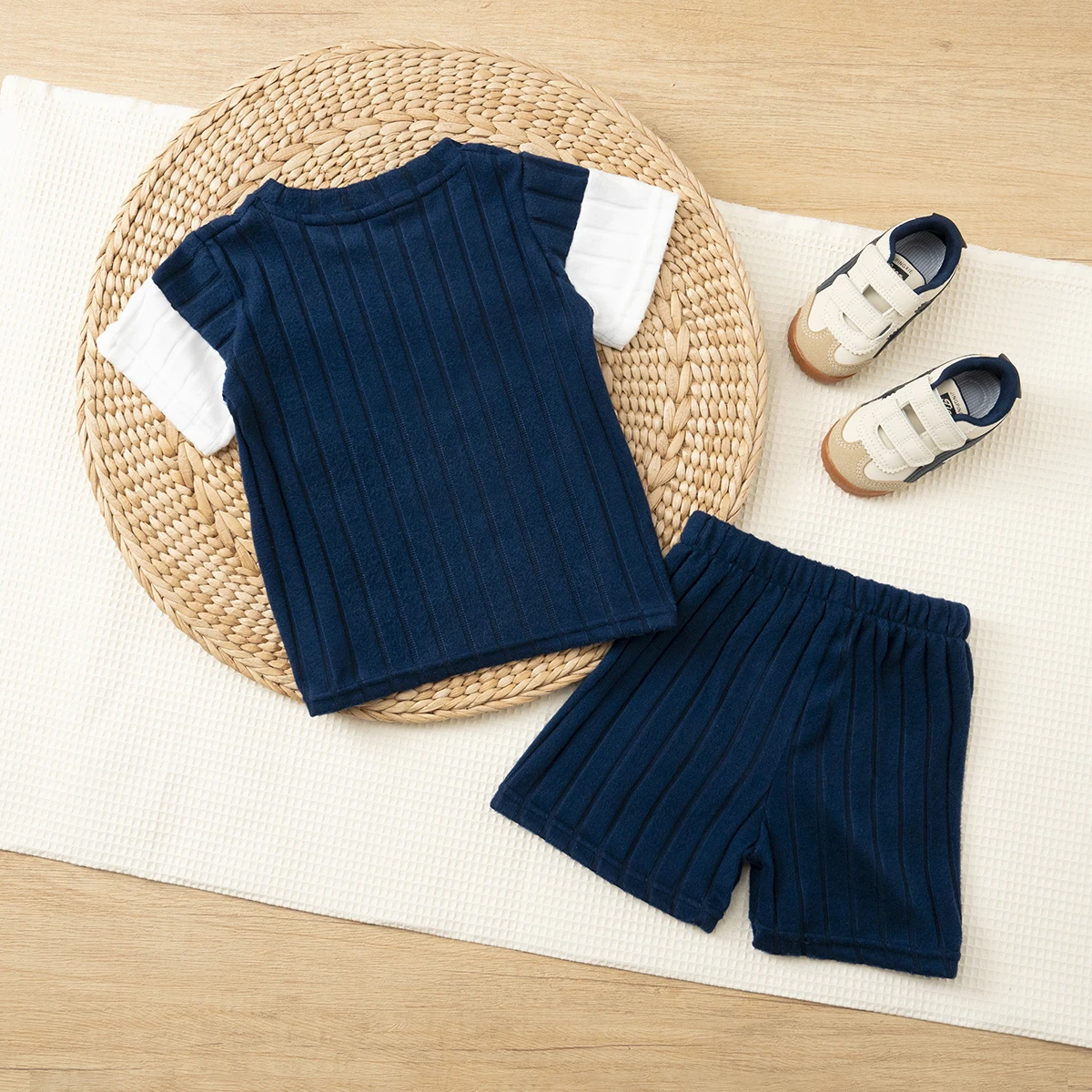 Boys' Summer Knitted Set, Contrast Color Short-Sleeved With Pocket and Shorts Clothes Sets, Children Comfort Soft 2-Piece Set