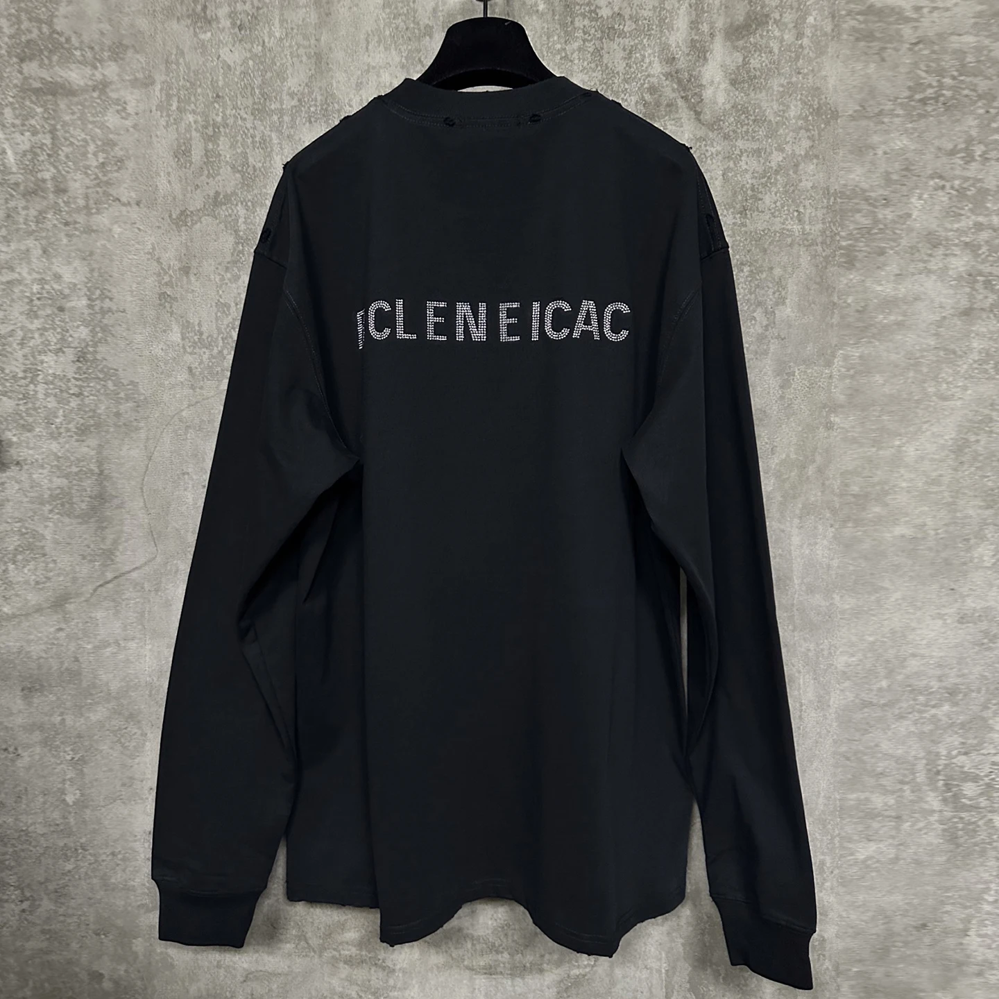 

BCLENEICAC Parisian Sle Loose Fit Hoodie – Уютная толстовка унисекс с круглым вырезом и блестящим буквенным принтом для повседневной носки