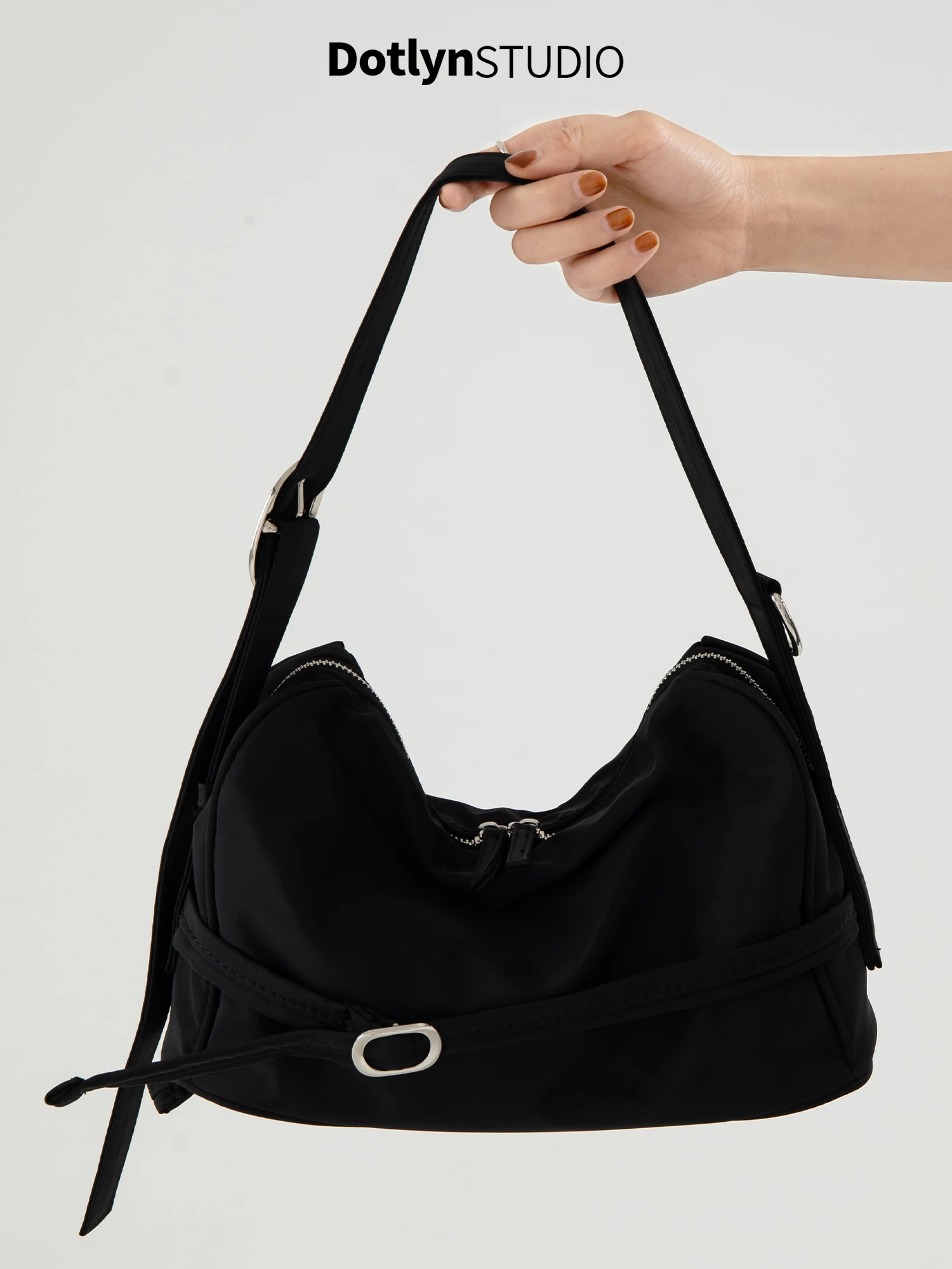 

Нейлоновая большая сумка с модным ковриком и поясом, синий дизайн для поездок на работу, сумка подмышки, Новое поступление, женская сумка Dotlynins