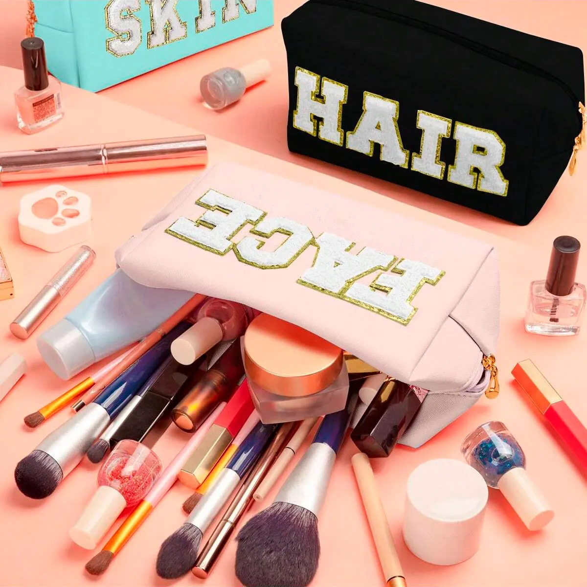 حقيبة مكياج بريبي للنساء - حقيبة أدوات الزينة المصنوعة من جلد البولي يوريثان المقاوم للماء مع حروف شانيل، منظم مستحضرات التجميل لأساسيات السفر/ليو