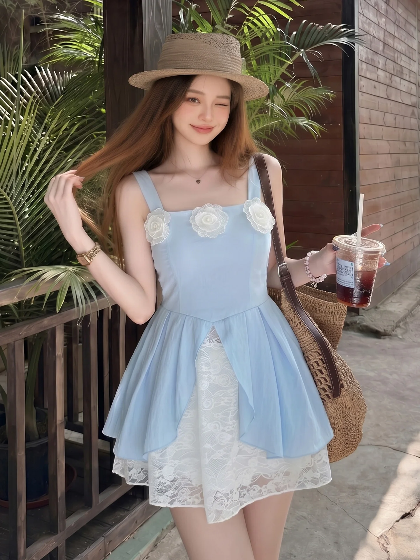 

Summer Sweet Style Lace Splicing 3D Flower Slimming Strap Vest Women's Fashion Design Waist-Cinching Short Top