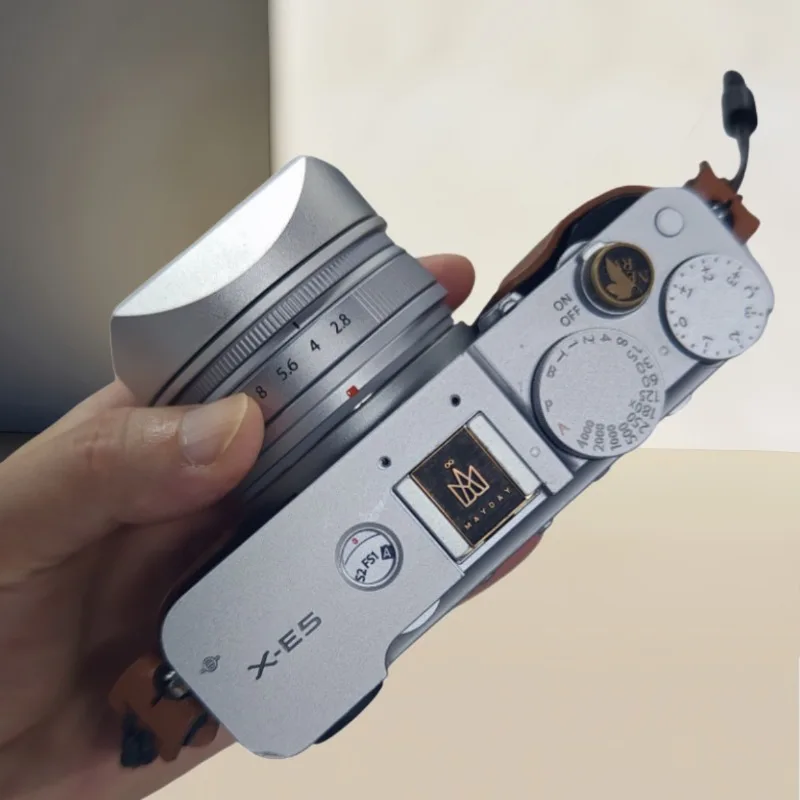 Metal Square Lens Hood With Metal Cap for Fujifilm Fujinon XF23mm F2.8 R WR - XE5 Camera