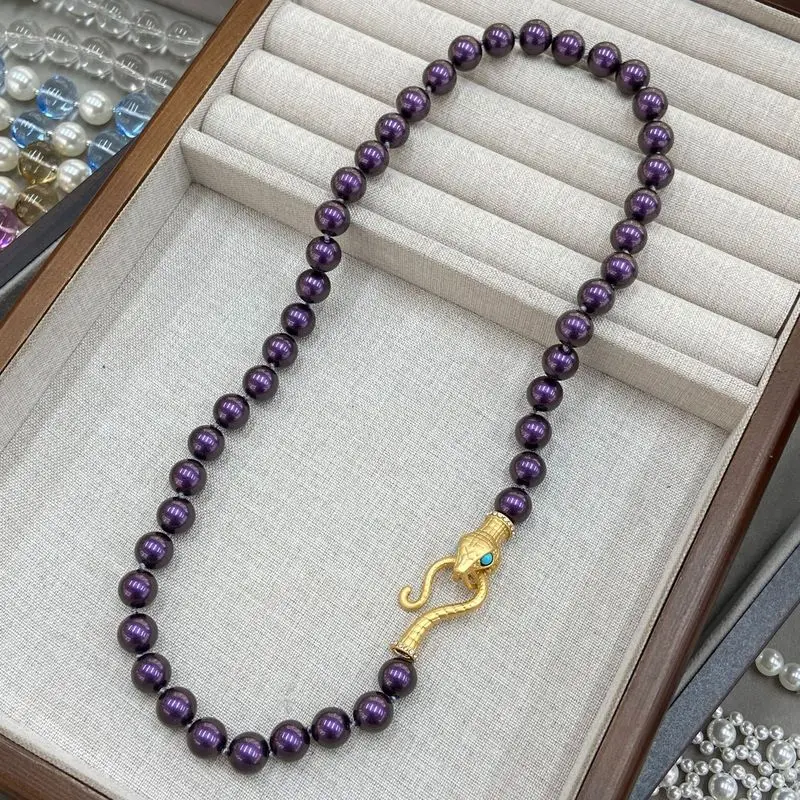 Antique Gold Snake Buckle Purple Round Bead Necklace Vintage Style Single Layer Beaded Collar Necklace Women Fashion Jewelry