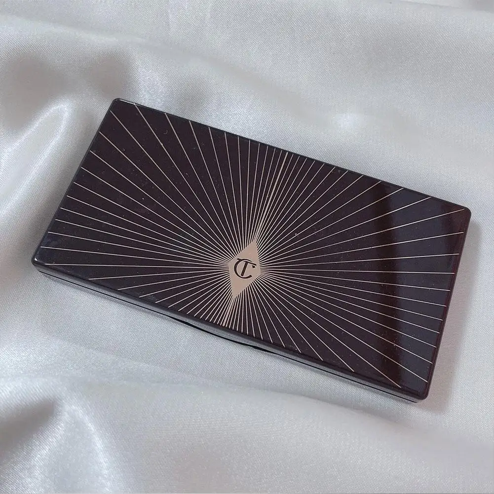 Palette di ombretti a 6 colori Ombretto per tè al latte opaco lucido fine Ombretto Tavolozza di ombretti opachi impermeabili Cosmetici adatti ai studenti