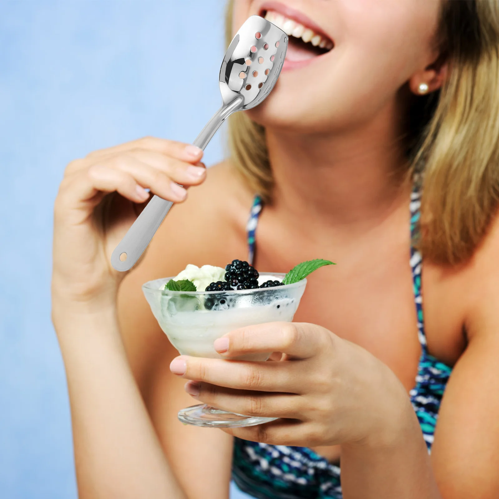 ملعقة تقديم كبيرة مشقوقة من الفولاذ المقاوم للصدأ لبوفيه فندق مطعم سلطات الخضروات أداة المطبخ ملعقة مثقوبة