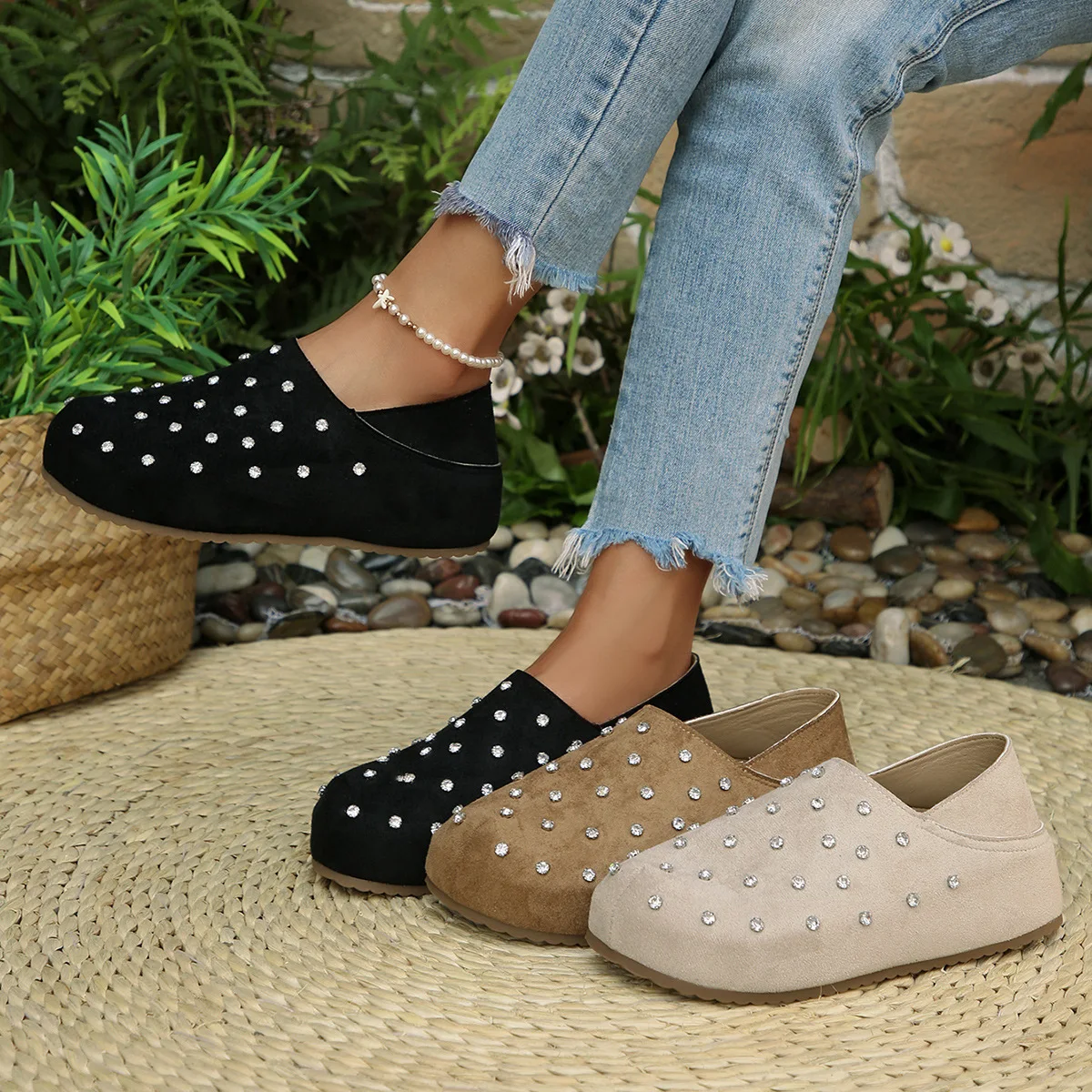 2026 Women's Autumn/Winter New Water Diamond Thick Bottom Low Top Single Shoes, Women's Large Retro Style Slope Heel Slippers