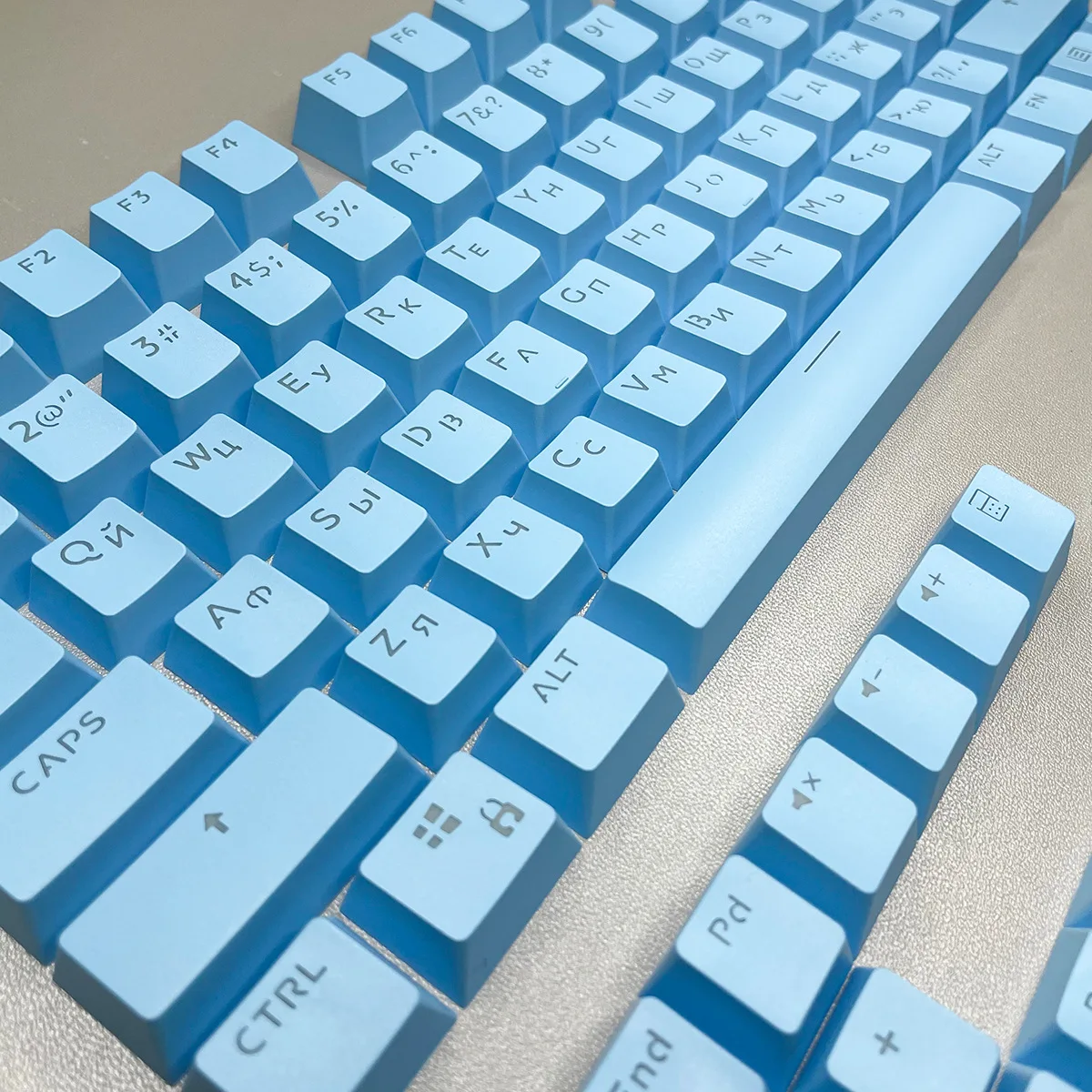 132 Keys Russian Ke…