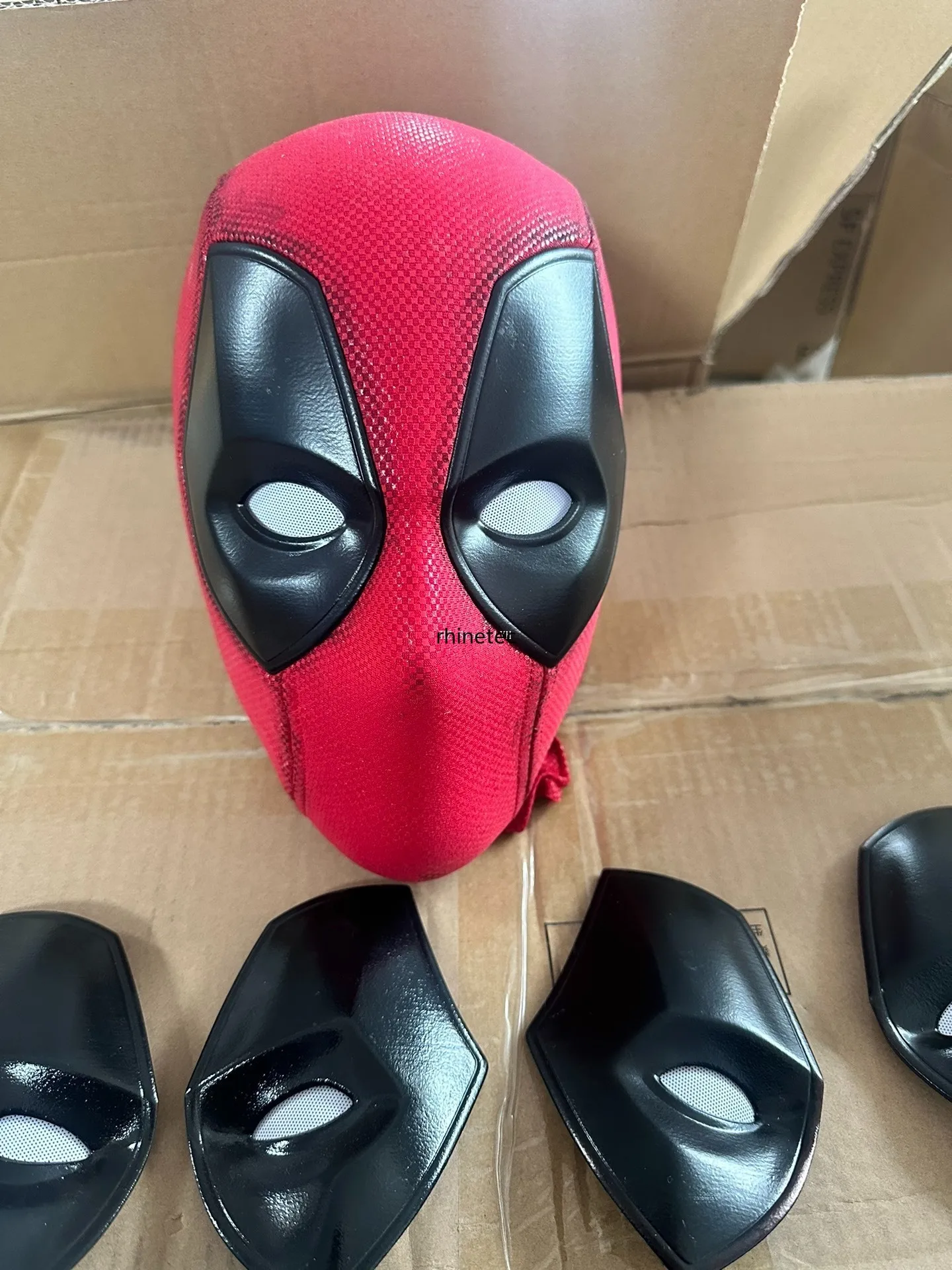 マーベル デッドプール マスク 磁気アイ1組付き 3Dスクリーン