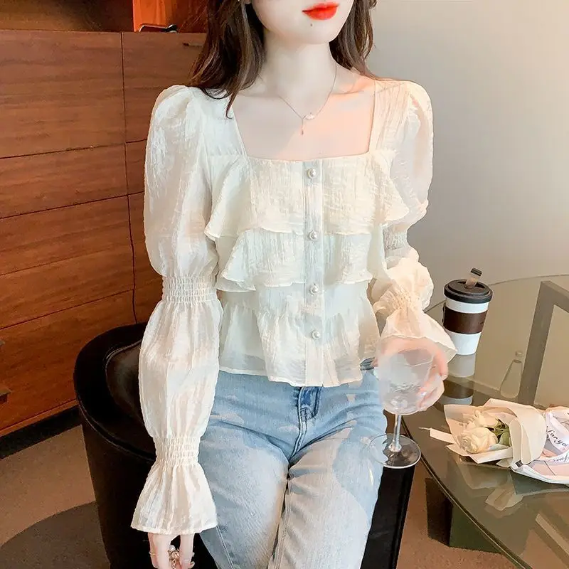 Sweet French Design with Short Ruffle Edge Chiffon Shirt for Women to Look Slim and Elegant Lantern Sleeve Top