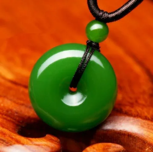 Natural Green Chinese Jade Donut Pendant Jadeite Necklace Charm Jewellery Fashion Accessories Hand-Carved Luck Amulet Gifts