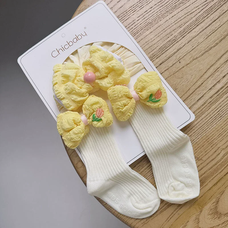 IYEAL Baby Hat النسخة الكورية طفل الفتيات كاندي القوس الأوسط جورب مجموعة الوليد سنة واحدة وشهر واحد هدية مجموعة