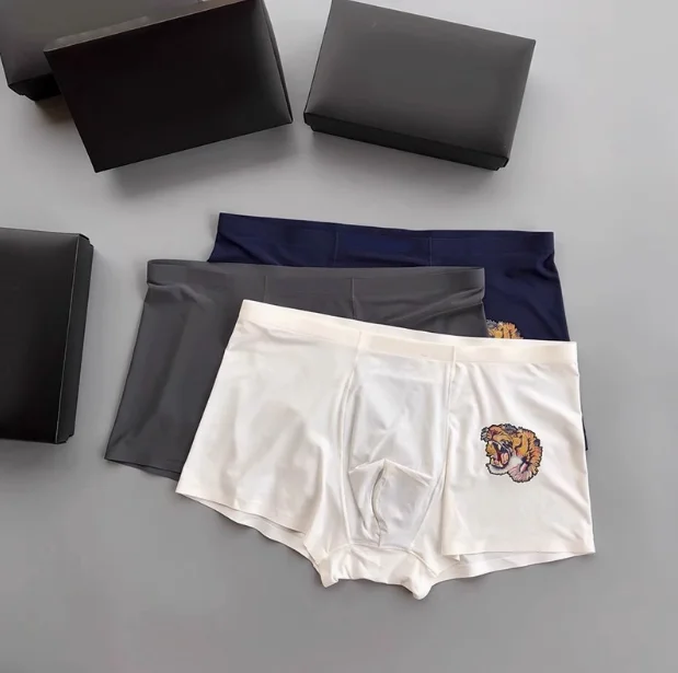 2025 New High end Ice Silk Men's Underwear One piece Silk Breathable Flat Corner Pants, Three Strips per Box