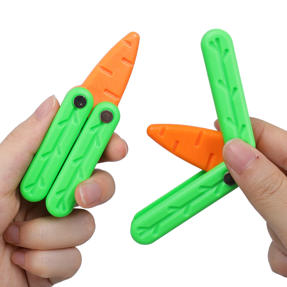 Simulation Carrot Butterfly Knife Gravity 3D Printed Plastic Folding Knife Toys Kids Mini Swinging Knife Action Training Props