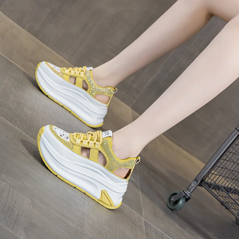 

Римские сандалии женские, новинка 2025 года, дышащая толстая подошва с увеличенной высотой, нишевая повседневная модная обувь для папы