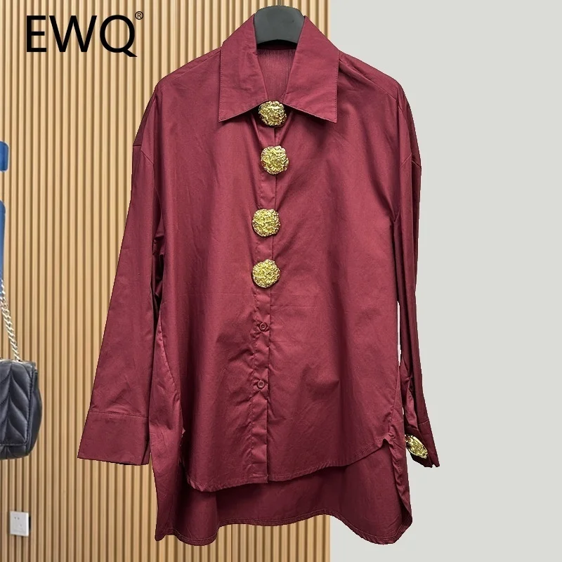 EWQ French Big Metal Button Irregular Length Design Blouse Long Sleeve Loose Chic Women Shirts 2025 Spring New  Fashion 27X2122