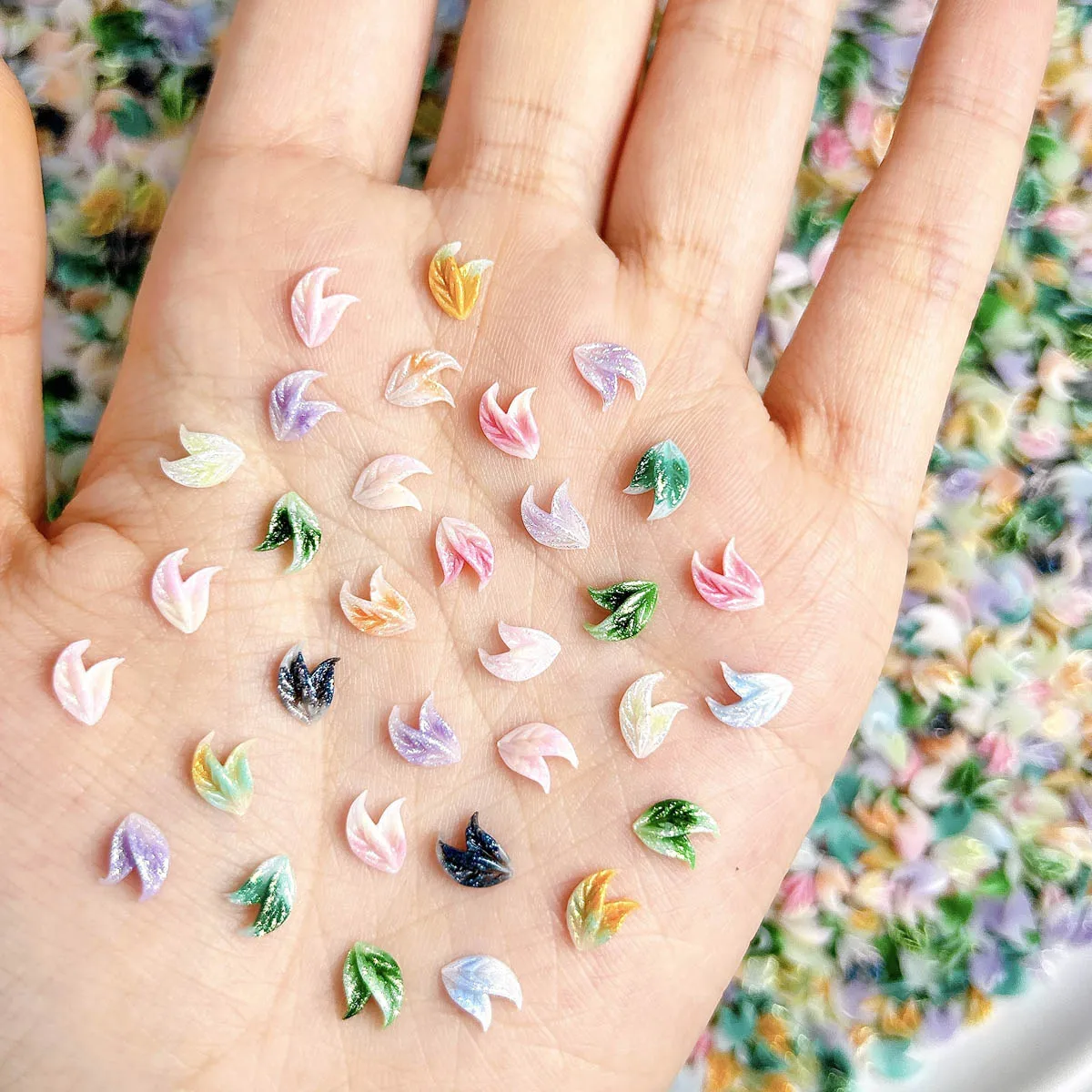 Farbverlaufsfarbene Double Leave Series Harz Nail Art Zubehör 3D Neuheit Kreative leuchtende Blatt Nagel Charms für DIY Nägel Sets