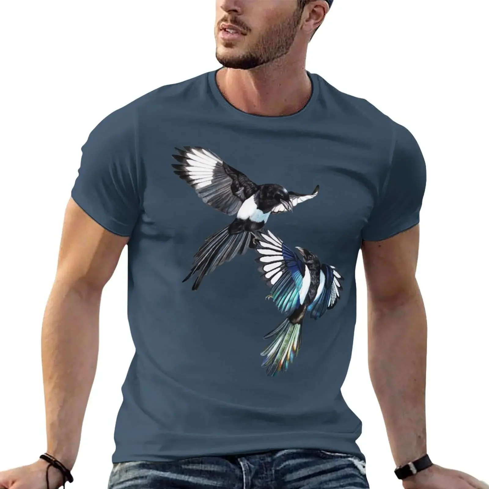 

Flight Fight - Magpies in midair T-Shirt oversizeds blacks Men's t-shirt