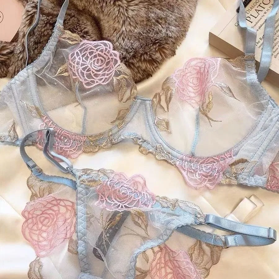 المرأة مثير مجموعة الملابس الداخلية أنيقة رقيقة الدانتيل الصدرية مجموعة انظر من خلال مجموعات موجزة الملابس الداخلية الناعمة السيدات حمالة صدر ولباس داخلي مجموعة