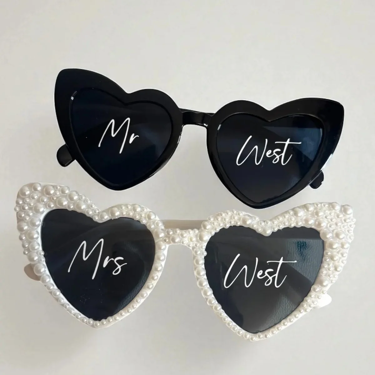 

10/20/30 шт. персонализированные солнцезащитные очки «Мистер и миссис», свадебные сувениры, девичник, вечеринка на оленях, будущая миссис, персонализированные подарки, белое сердце