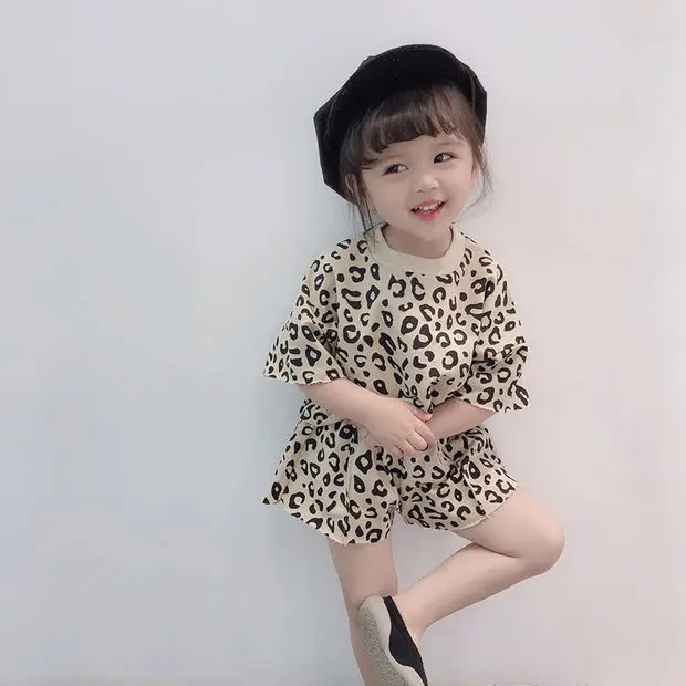 Girls Summer Suit Kids Clothes 2024 New Fashion Children Short-sleeved Shorts Casual Clothes Leopard Print Two-piece Set