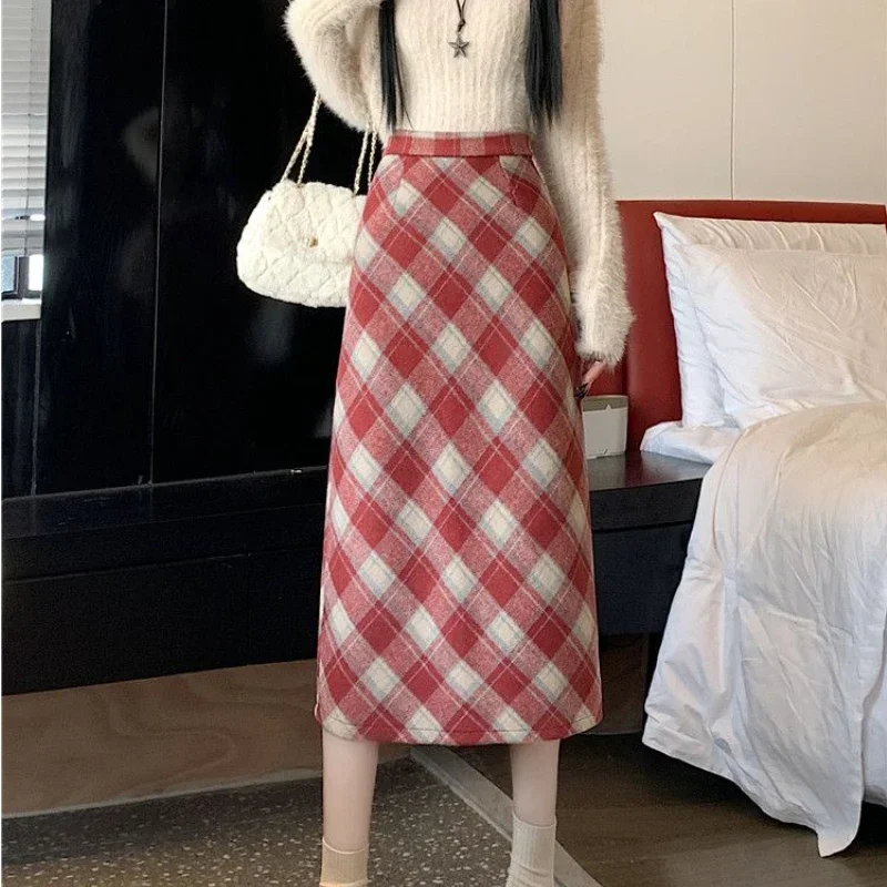 

Autumn and Winter Plaid Fashion Woolen Skirts Women's High Waisted Mid Length Skirt