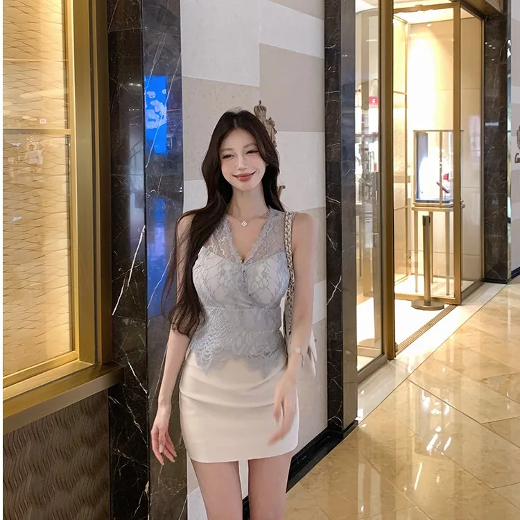 

Slim Fit Lace Svel Top And f Skirt Set V Ne Two Piece Suit Polyester Fabric Summer New Sle Body a Outfit