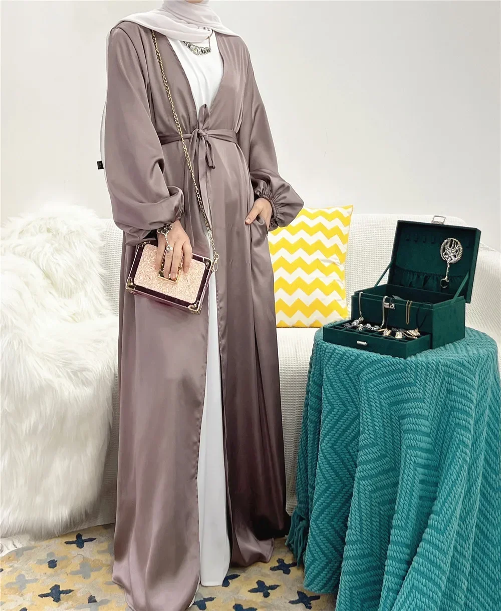 Eid Open Abayas für Frauen Muslimisches Kleid Satin Khimar Hijab Kleider Kaftan Ramadan Mubarak Abaya Jilbab Dubai Robe Islam Kleidung