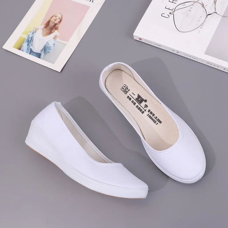 Fashionable White Nurse Shoes Beauty Salon Work Comfortable Cloth Sneakers All-white Canvas Wedge-heeled Non-slip Single Shoes