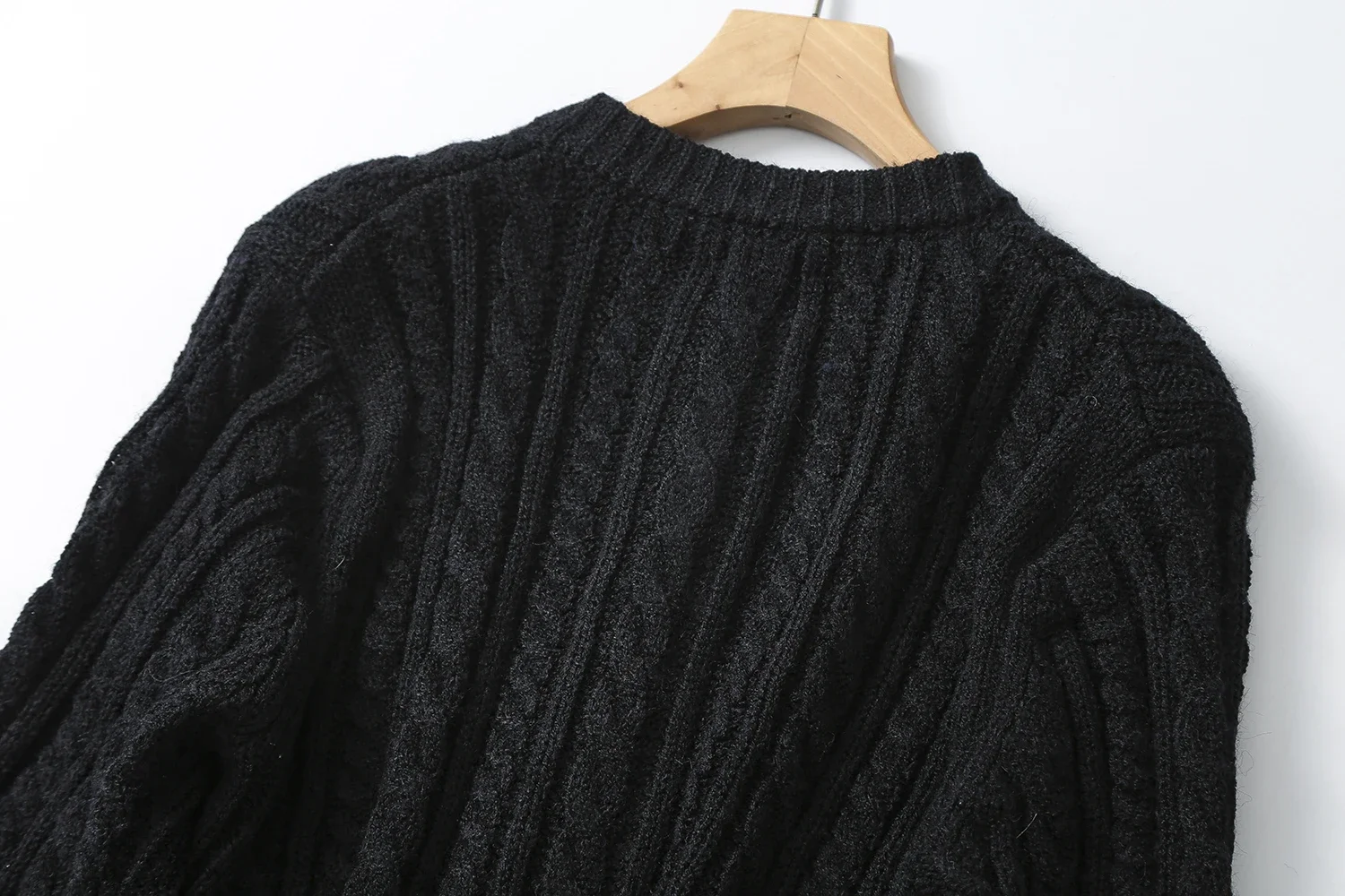 Ethereal MD 2024 new style of Women\'s casual small fragrant wind thousand gold wind wool loop yarn short knitted cardigan coat