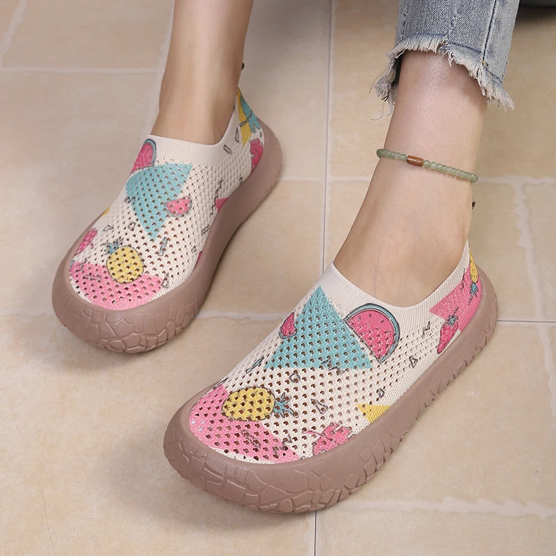Women's floral print breathable mesh integrated lightweight thick-soled casual flat shoes