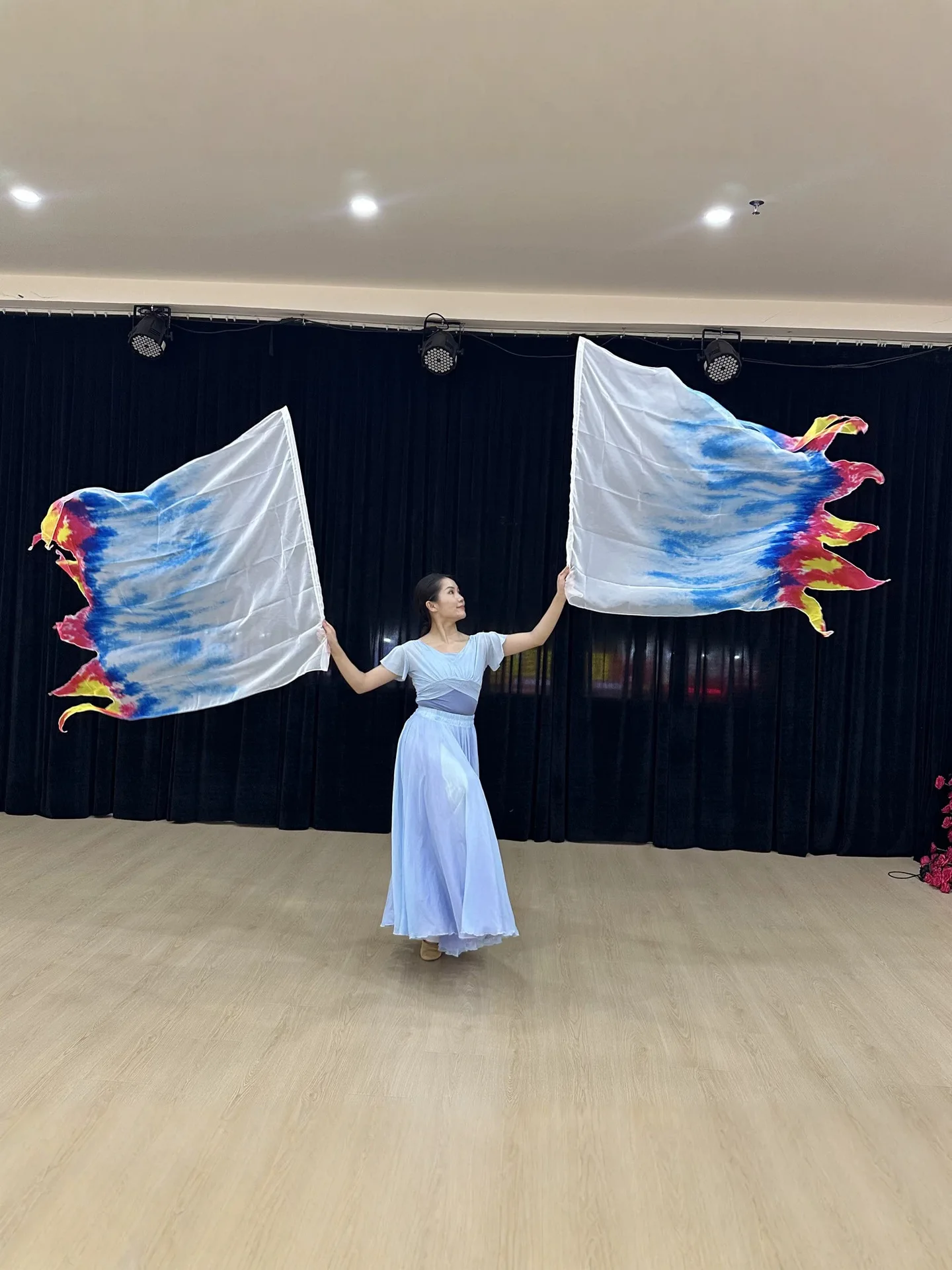 Worship and praise flag, five fingers, white and blue fire, stage performance, silk flag church, wedding decoration props, deli - view 5