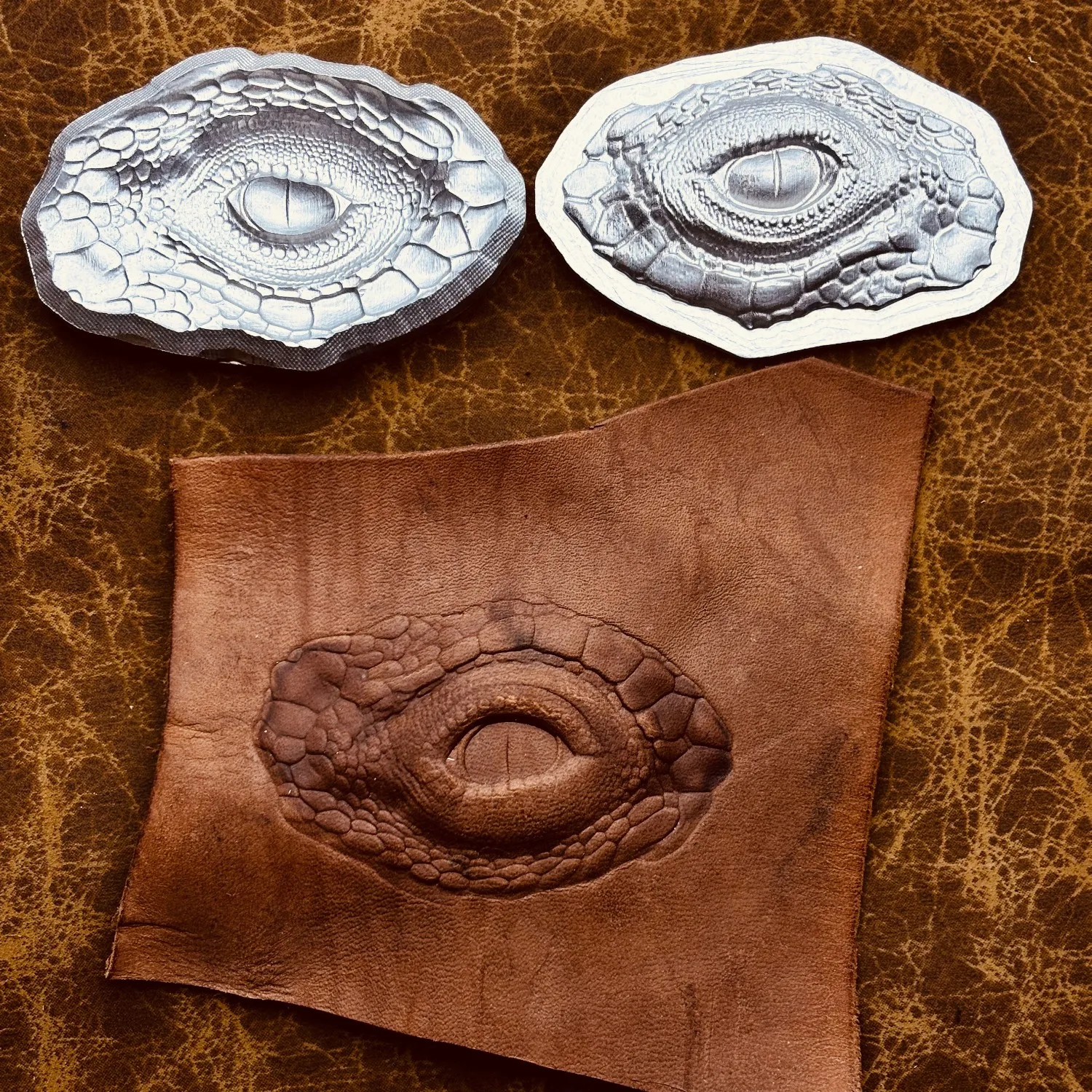 Dragon Dinosaur Eye Leather Embossing Mold 3D Concave Convex Stamp Aluminum Alloy Pressing Mould Two Sizes Craft Tool