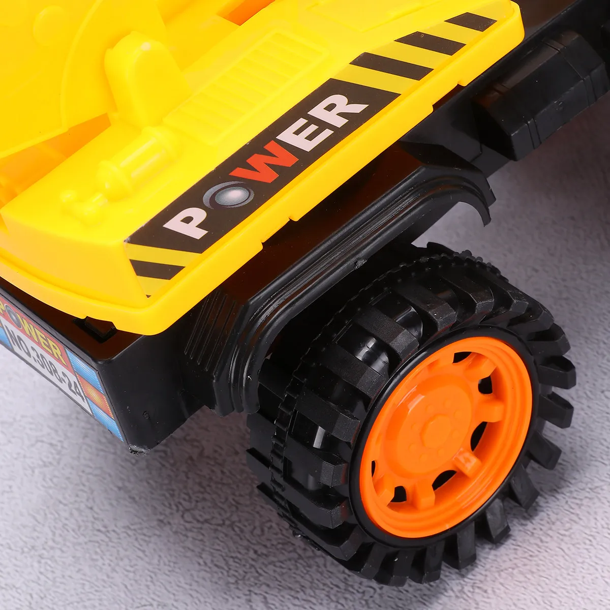

1Pcs Creative Large Size Kids Crane Car Durable Plastic Engineering Truck Construction Vehicle Fun Plaything Car Toy