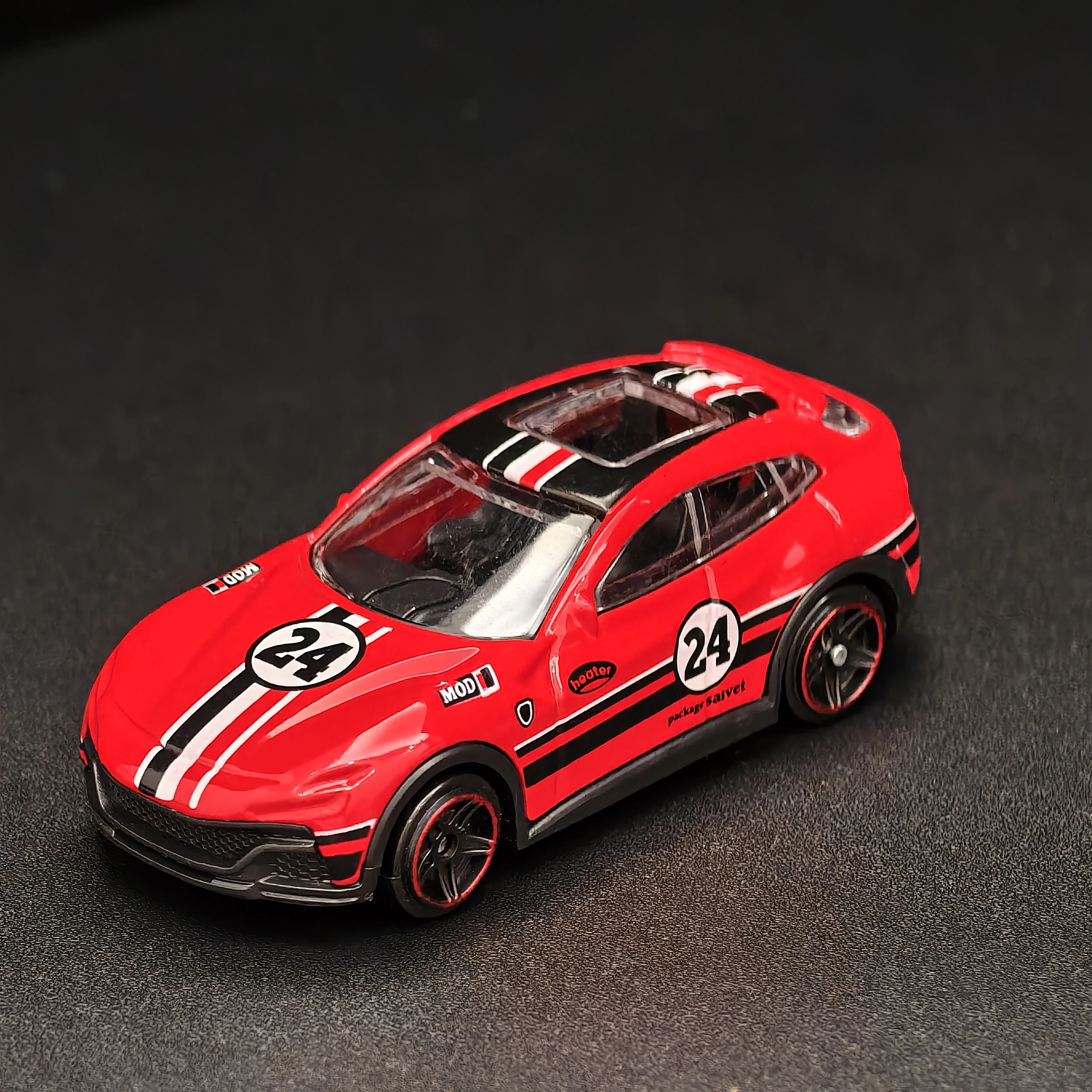 1/64 Metal Diecast Racing Car Model Miniature Toy Vehicle Scale Replica Collectible Ornament for Auto Collection Display